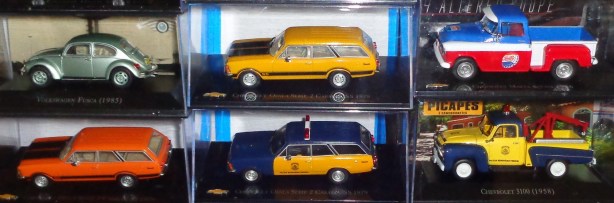 Modelos na escala 1/43 adquiridos com o Gilmar Trindade do Mundo dos Carrinhos - Customizações feitas pelo artista Rodolfo (Plasticostea)